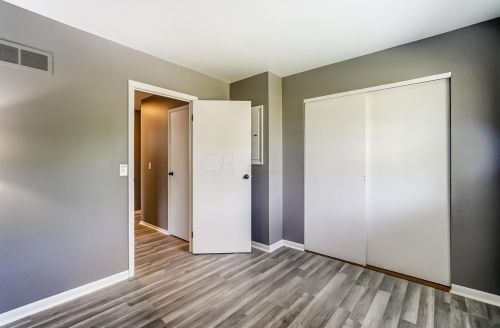 1075 Chenonceaux Dr, Marion OH  43302-6734 exterior