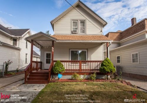 1646 Holmden Ave, Cleveland, OH 44109-1725