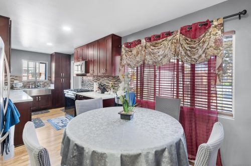 240 Ledgewood, San Diego CA 92114-7233 exterior