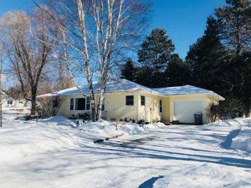 378 Hillandale Ave, Woodboro, WI 54501-2922