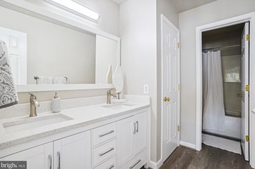 10204 Napoleon St, Fredericksburg VA  22408-8060 exterior
