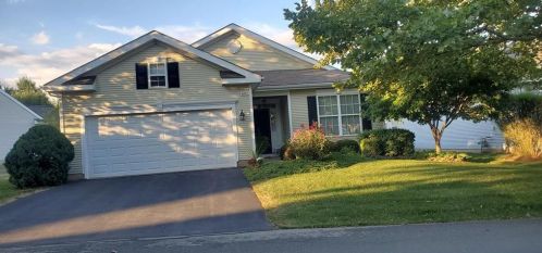 2201 Four Seasons Blvd, Macungie, PA 18062-8015