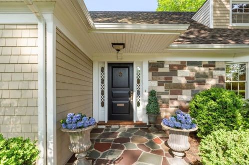 9 Anpell Dr, Scarsdale, NY 10583-6101