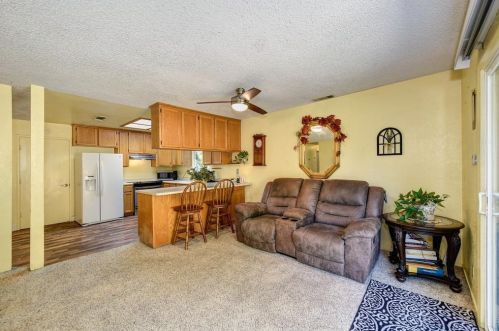 10909 Walnutwood Way, Rancho Cordova CA  95670-5114 exterior