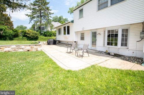 188 Windsor Ave, Southampton PA  18966-3334 exterior