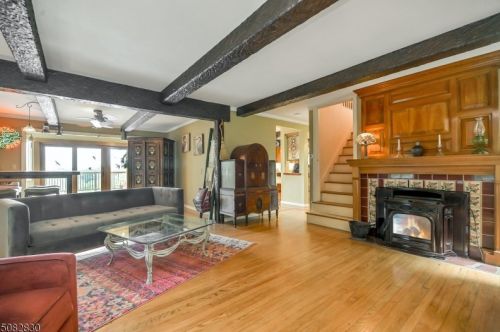 25 Darmstatter Rd, Skyline Lakes NJ  07456-1301 exterior