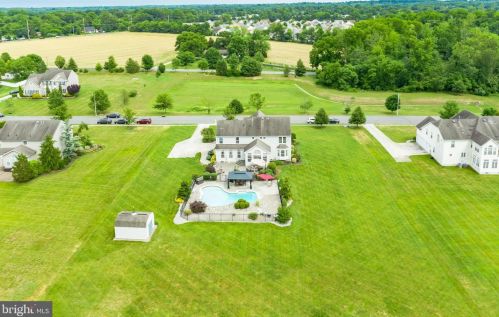 26 Kristen Ln, West Deptford NJ  08051-1672 exterior