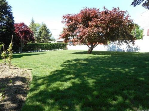 6 Wright Rd, Yorktown Hgts NY  10598-6613 exterior