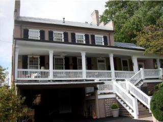 204 Main St, Jonesborough, TN 37659-1320