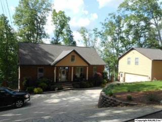1320 Lakemont Dr, Gadsden, AL 35907-5612