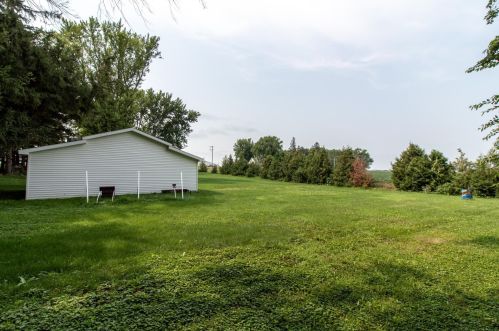 12476 Nichols Spring Dr, Cummingsville MN  55923-4205 exterior