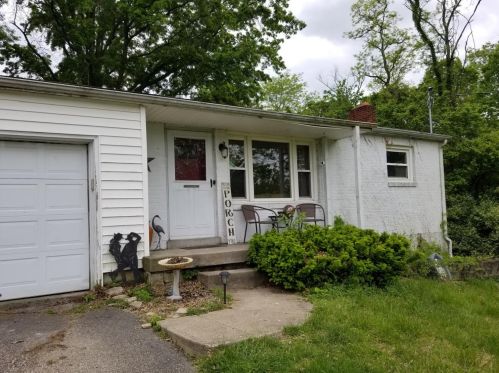 2849 Country Park Dr, Cincinnati, OH 45251-4624