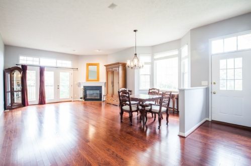 10798 Saint Andrews Dr, Hamilton, KY 41091-7725