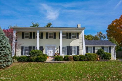 8811 Nottingham Pkwy, Louisville, KY 40222-5216