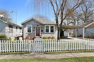 513 Brown Ave, Harvey, LA 70058-4106