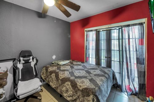 140 Christmas Ter, Fort Pierce FL 34984-4473 exterior