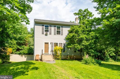 27 Mount Kirk Ave, Norristown, PA 19403-1541