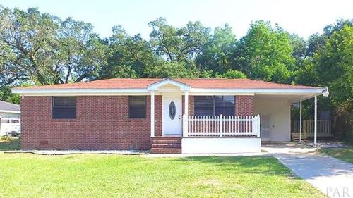 203 Tonawanda Dr, Pensacola, FL 32506-3209