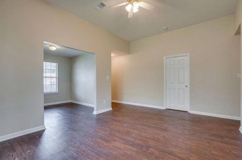 1413 Paco Trl, Denton TX  76209-4648 exterior