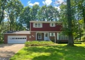 33 Lopatcong Dr, Trenton, NJ 08638-1317