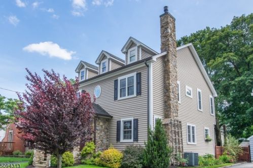 17 Kennedy Rd, Greystone Park NJ  07950-2311 exterior