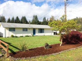 12 Evergreen Village Ln, Whites, WA 98541-9218
