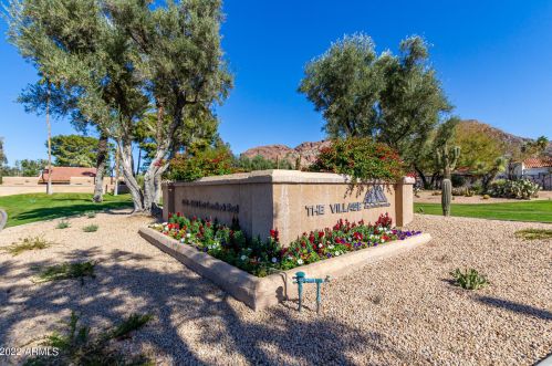 4434 Camelback Rd, Phoenix AZ  85018-2835 exterior