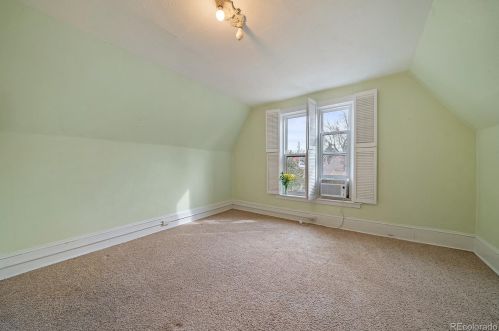 800 Franklin St, Denver CO 80205-3324 exterior