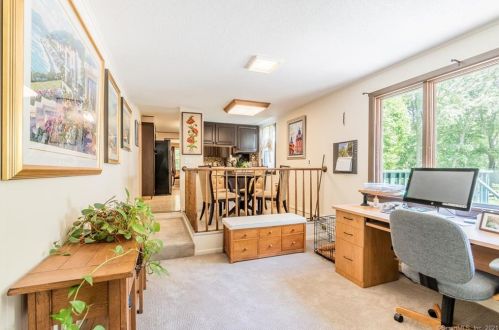 10 Lee Dr, Lyme CT  06371-2111 exterior