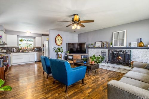 163 Holly St, Rialto CA  92376-4313 exterior
