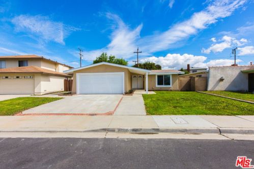 20108 Wadley Ave, Long Beach, CA 90746-3047