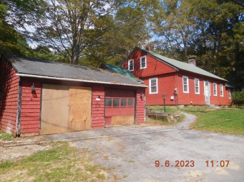 62 Town House Rd, New Hampton, NH 03256-4506