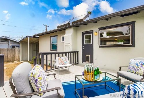 2070 Cable St, San Diego CA 92107-3313 exterior