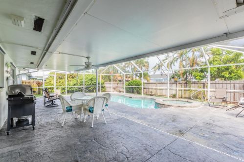 1262 Bluebird Ave, Marco Island FL  34145-2812 exterior