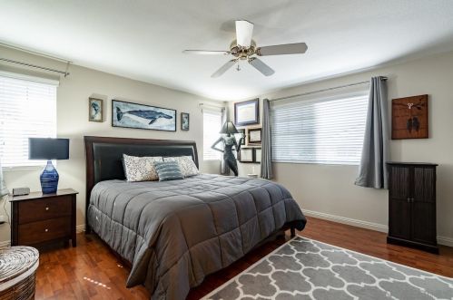 2813 Cyn Ave, San Diego CA 92123-5427 exterior