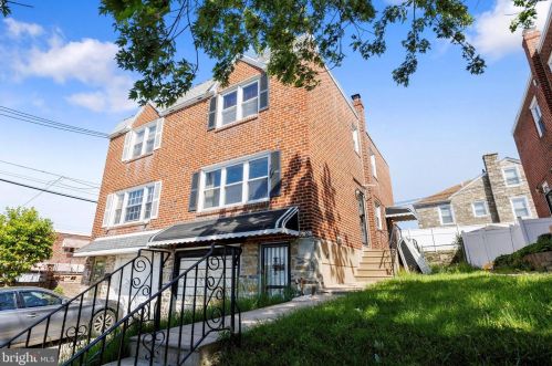 7623 Horrocks St, Philadelphia, PA 19152-4023