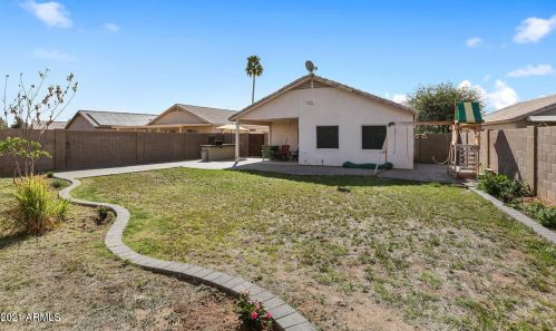 15726 Cottonwood St, Sun City AZ  85374-1439 exterior