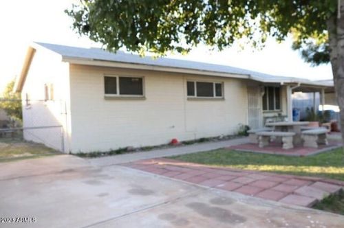 5630 20th St, Phoenix, AZ 85040-3311