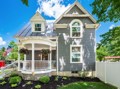 34 Pleasant St, Milford Center, OH 43045-9612