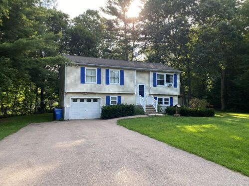 12 Juniper Ln, Norwich CT  06351-9119 exterior