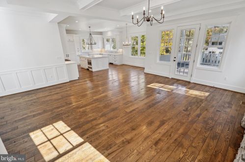 608 Jackson St, Falls Church VA  22046-2828 exterior