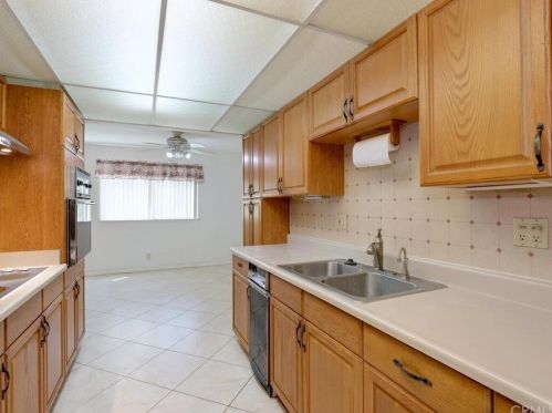 6424 Sherman Way, Buena Park CA  90620-1542 exterior