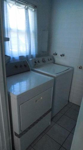 789 Governor Rd, Valpo IN  46385-9501 exterior