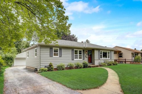 731 Moreland Blvd, Waukesha, WI 53188-2913