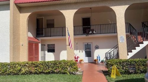 107 Lake Dora Dr, West Palm Beach, FL 33411-2378