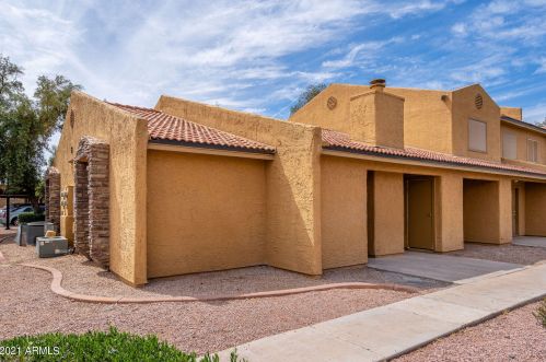 3511 Baseline Rd, Phoenix AZ  85042-7225 exterior