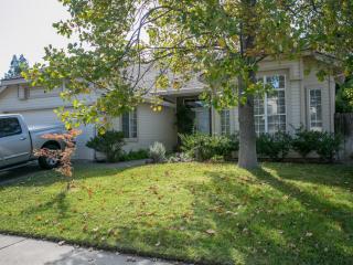 3906 Windrose Pl, Sacramento, CA 95843-5236