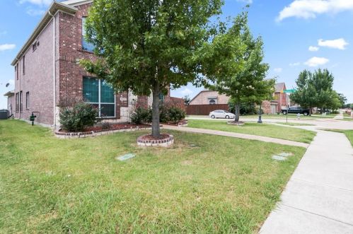 12669 Cardinal Creek Dr, Frisco TX  75033-0985 exterior