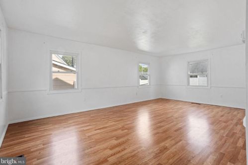 44 Middleton Ln, Willingboro NJ  08046-3148 exterior