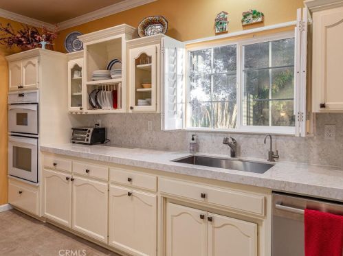 210 Foxtail Ln, Templeton CA  93465-8714 exterior